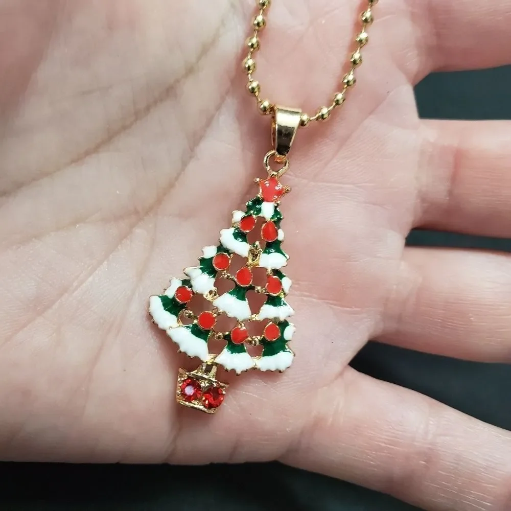 Gold tone holiday Christmas tree necklace 20-21.5